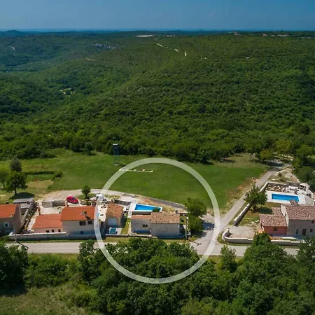 In - Istrien 53393 Holiday home Kanfanar